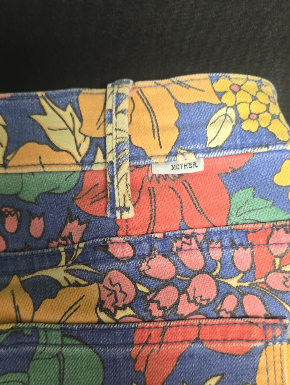 MOTHER The Hustler Printed Patch Pocket Jeans- EUC- 28 - Picture 6 of 14